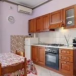 Casa Carbone Apartment Roddi